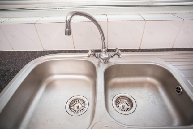 dirt smell coming from kitchen sink